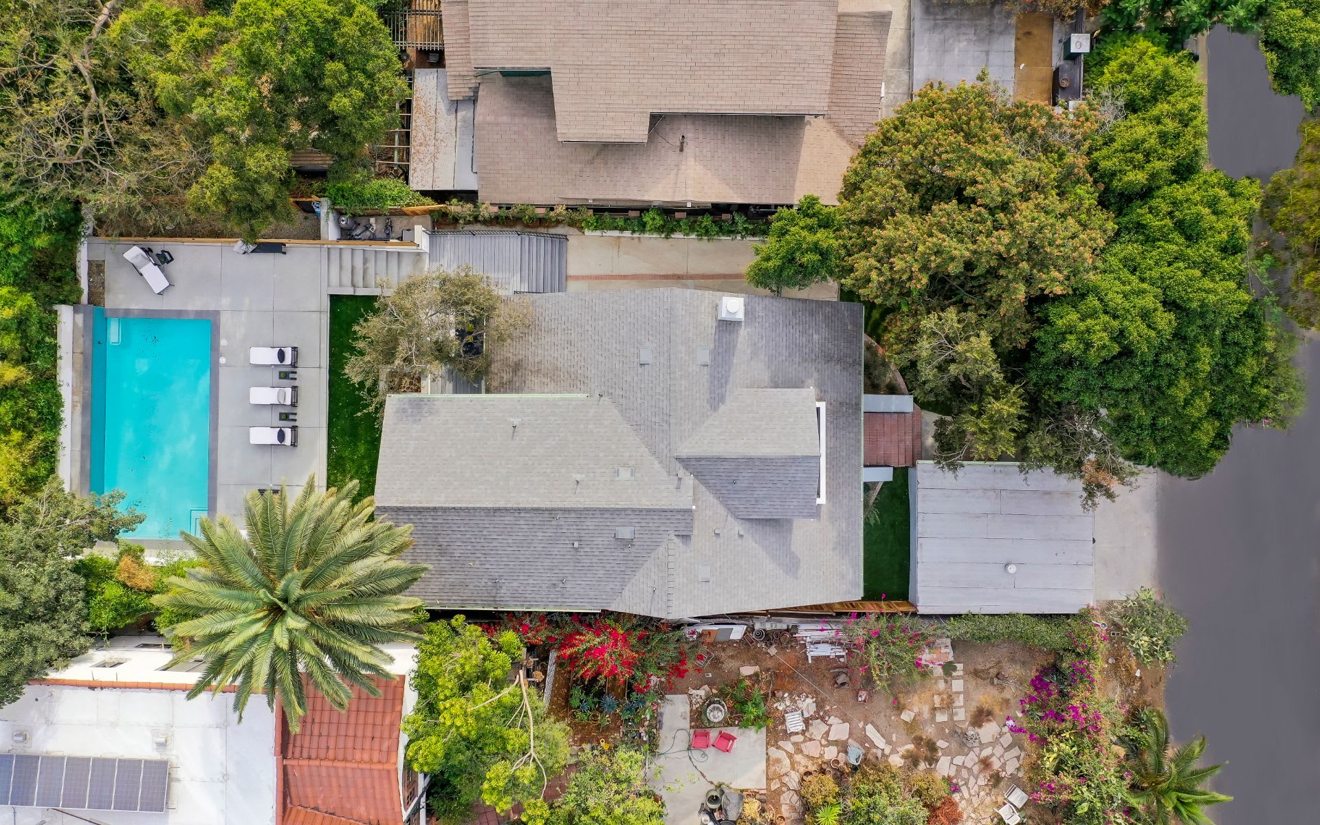  1658 Golden Gate Ave