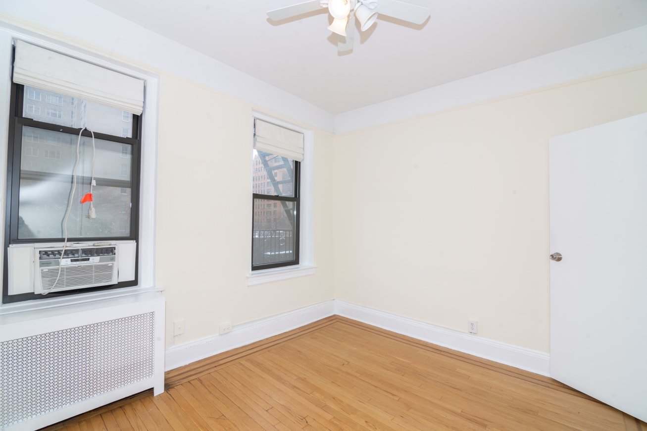 1057 2nd Ave #3E