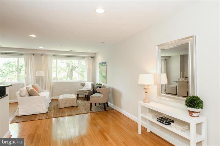 804 Taylor St NW, #201