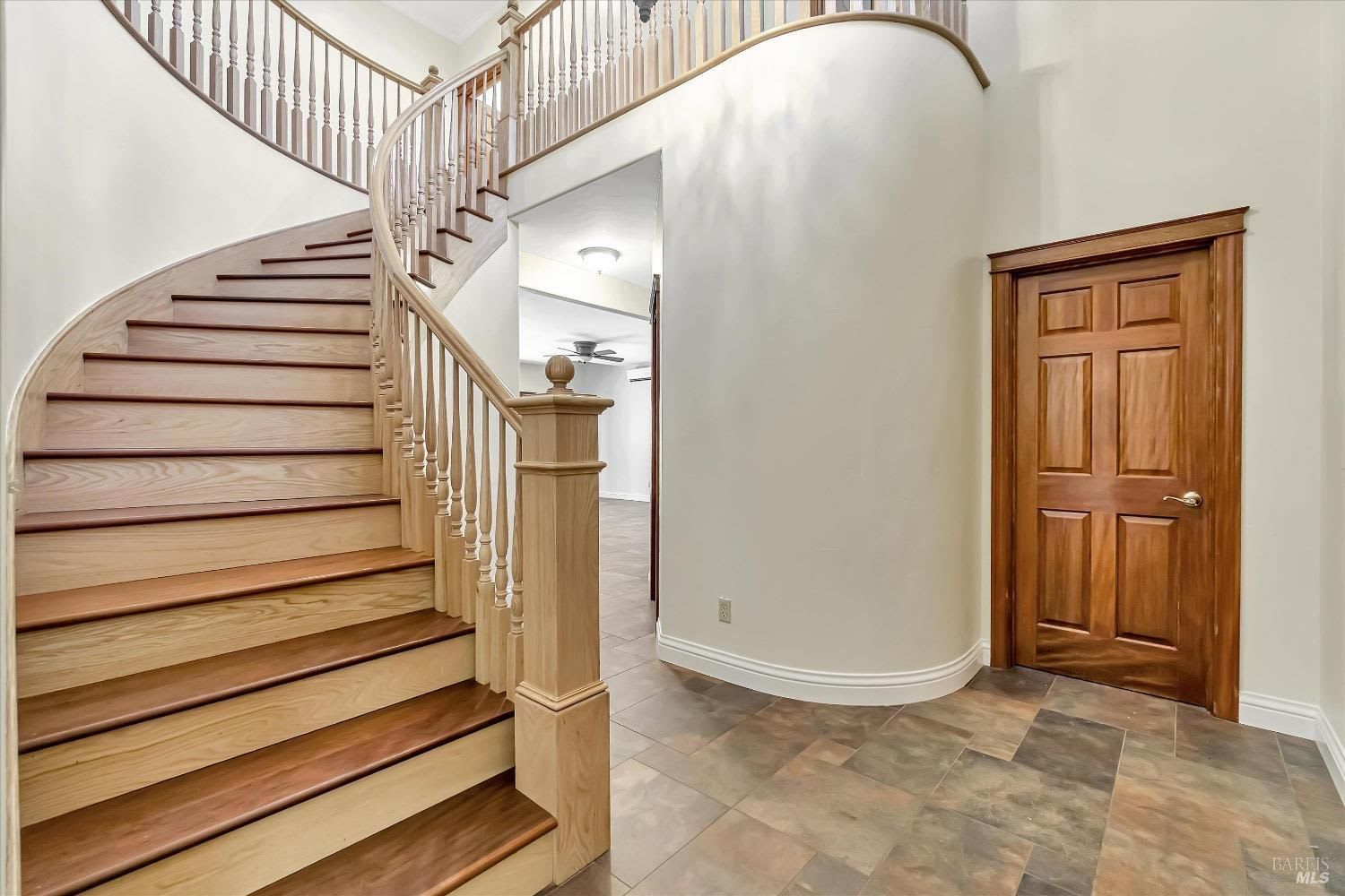 9271 Antler Hill Dr