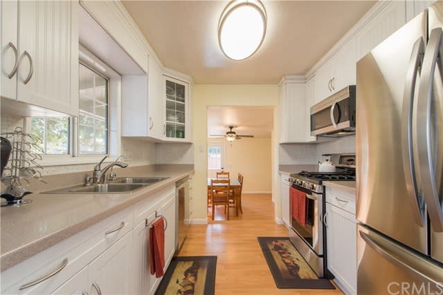 705 Greenwich Dr