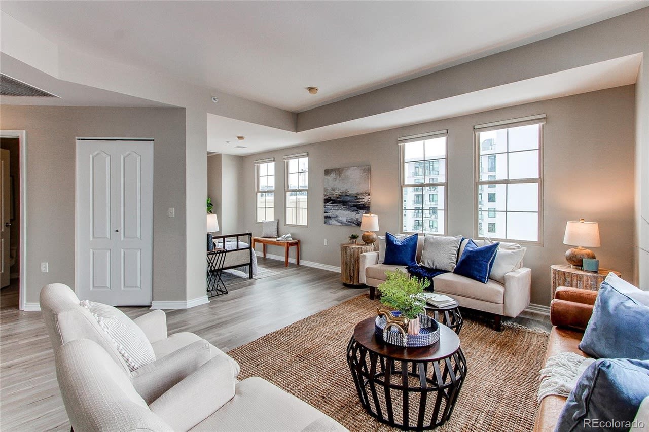 300 W 11th Ave #16D