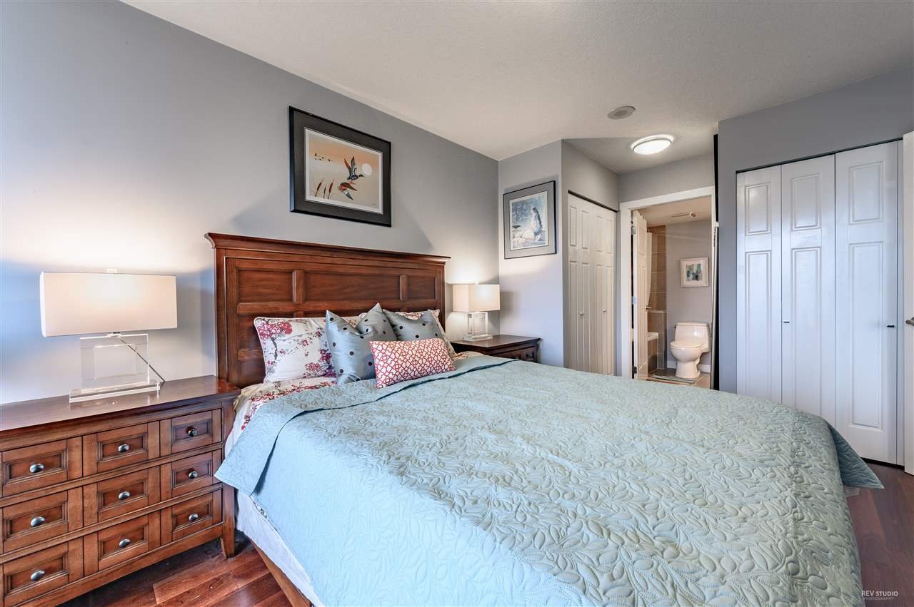 2704-2978 Glen Dr