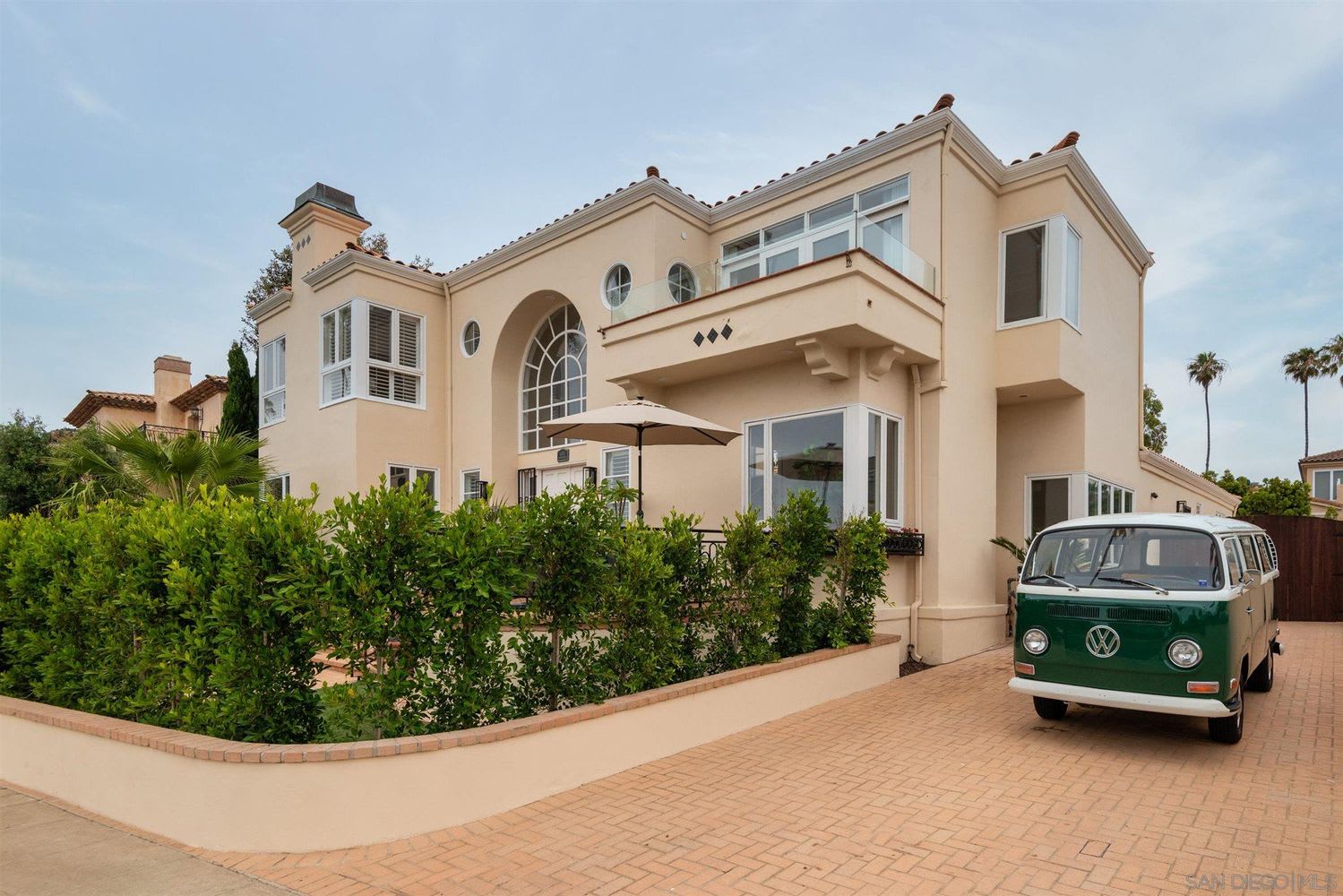 6331 Camino De La Costa