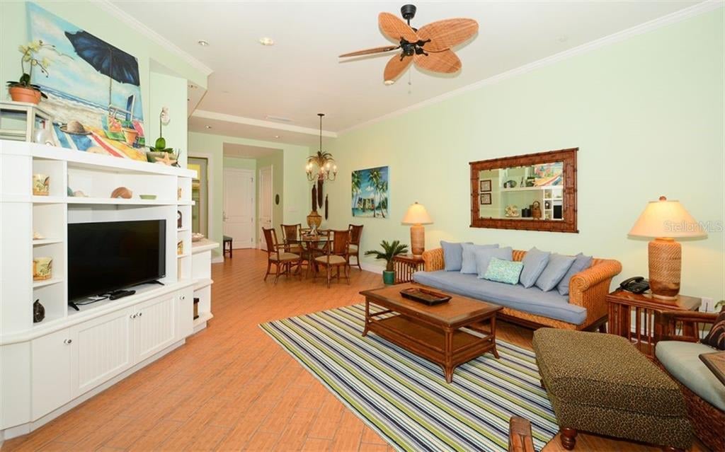 2050 Benjamin Franklin Drive Unit: B903