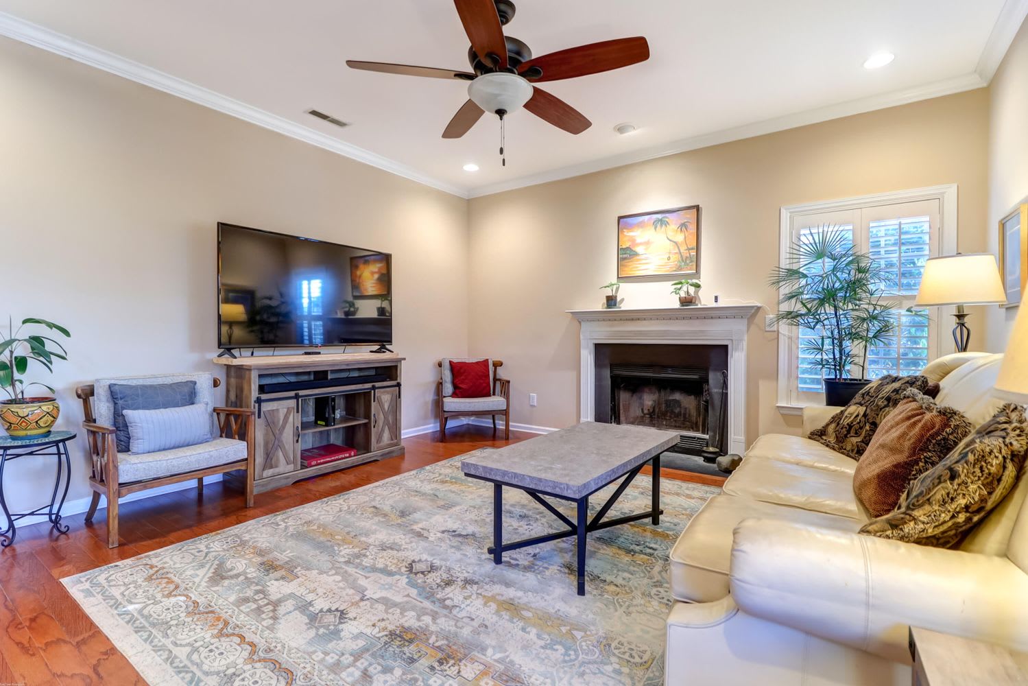 1609 Alric Ct