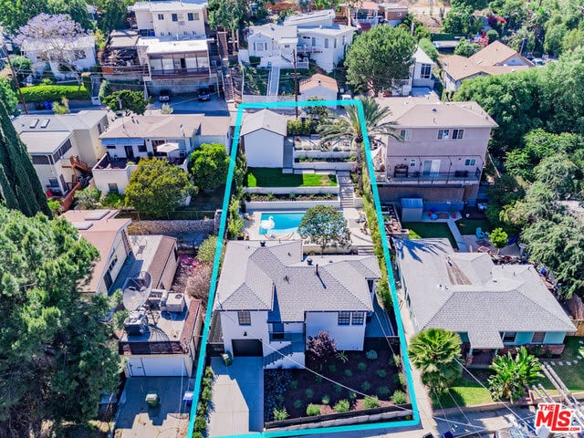 2607 Riverside Ter