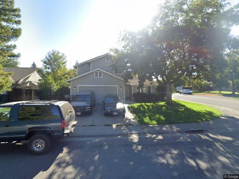 6471 Old Orchard Way