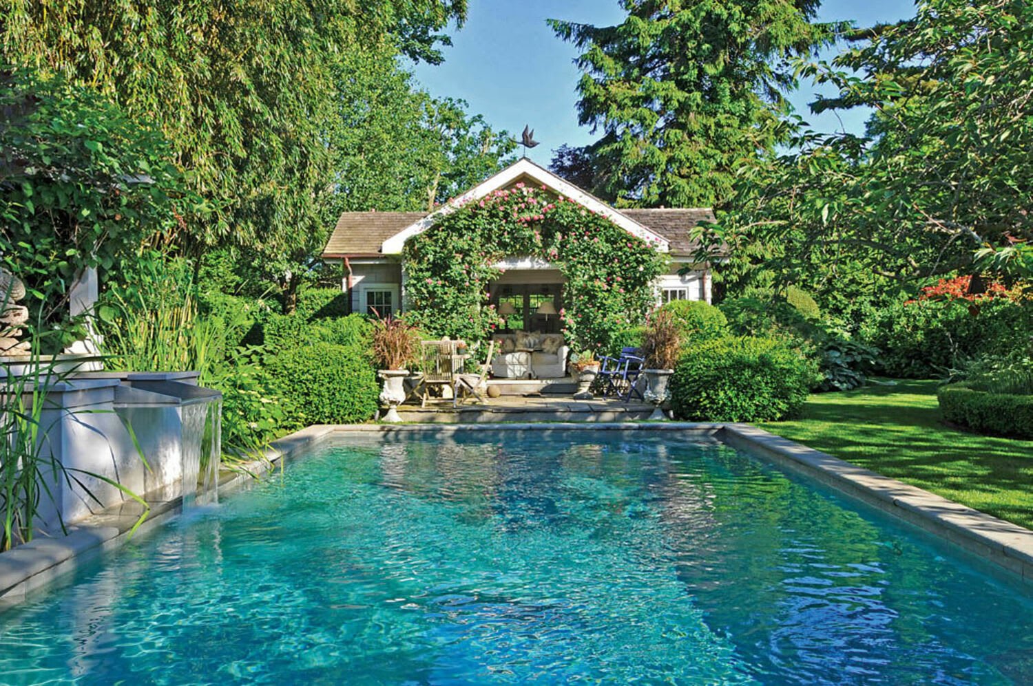 Secluded Summer Compound in Water Mill South