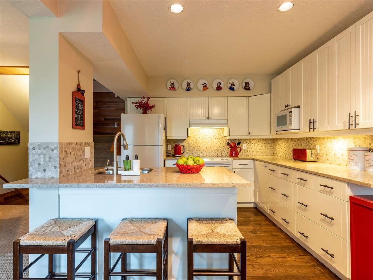 30-6125 Eagle Dr