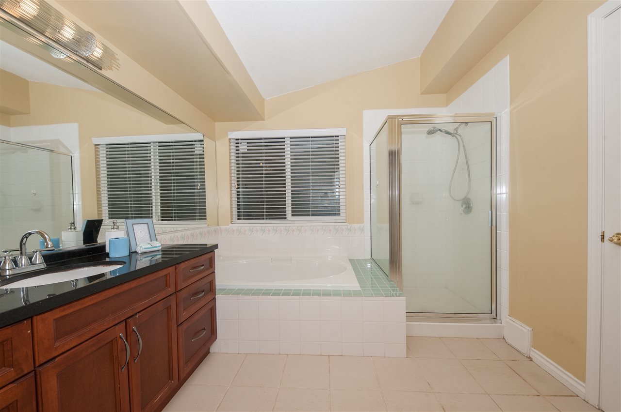 3329 Rosalie Ct