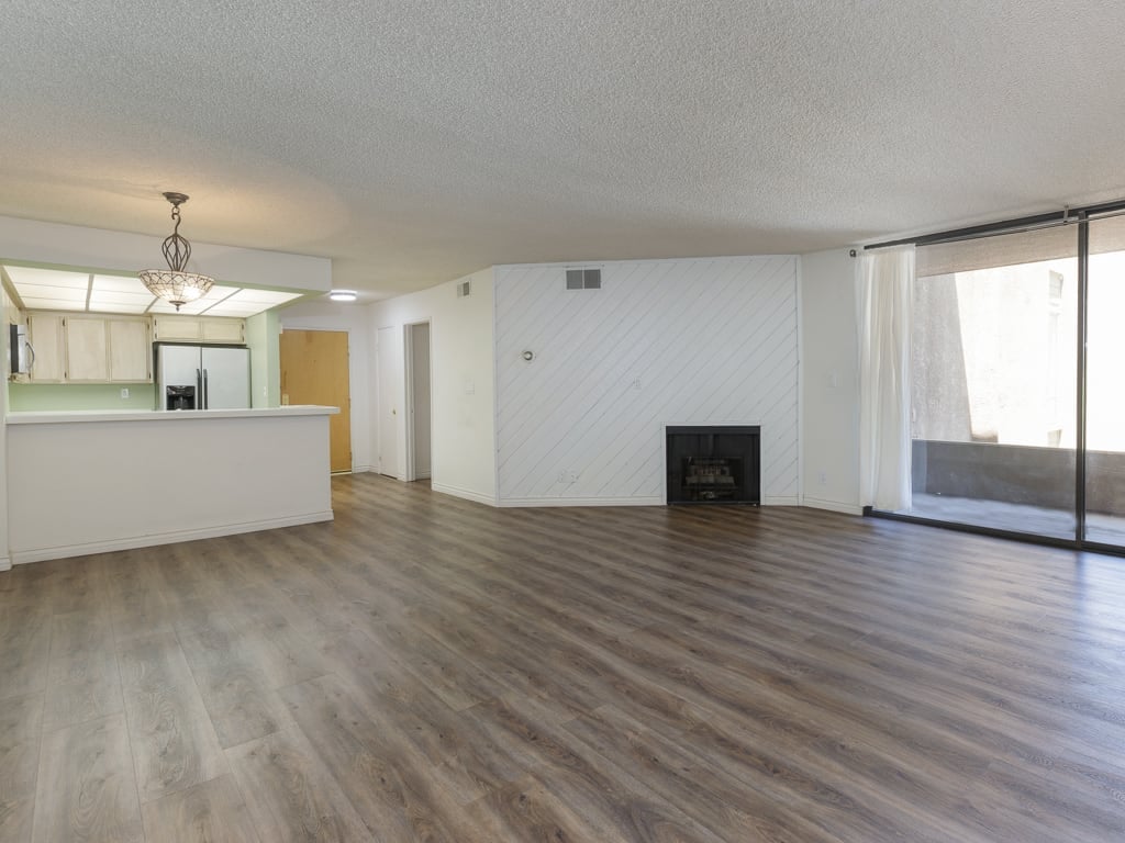 16866 Kingsbury Street Unit: 203
