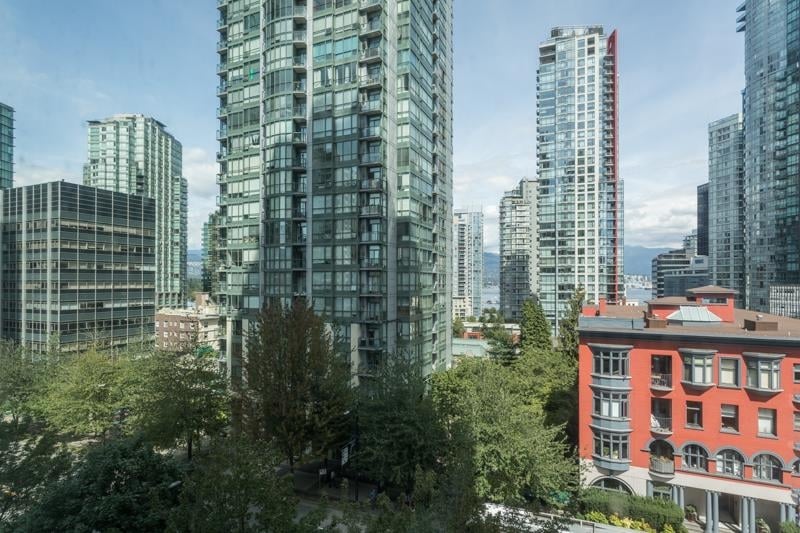 703-1200 W Georgia Street, Vancouver