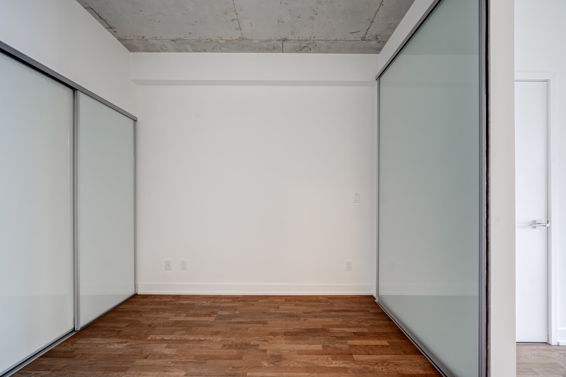 Fabulous 2 Bedroom, 2 Bath Suite