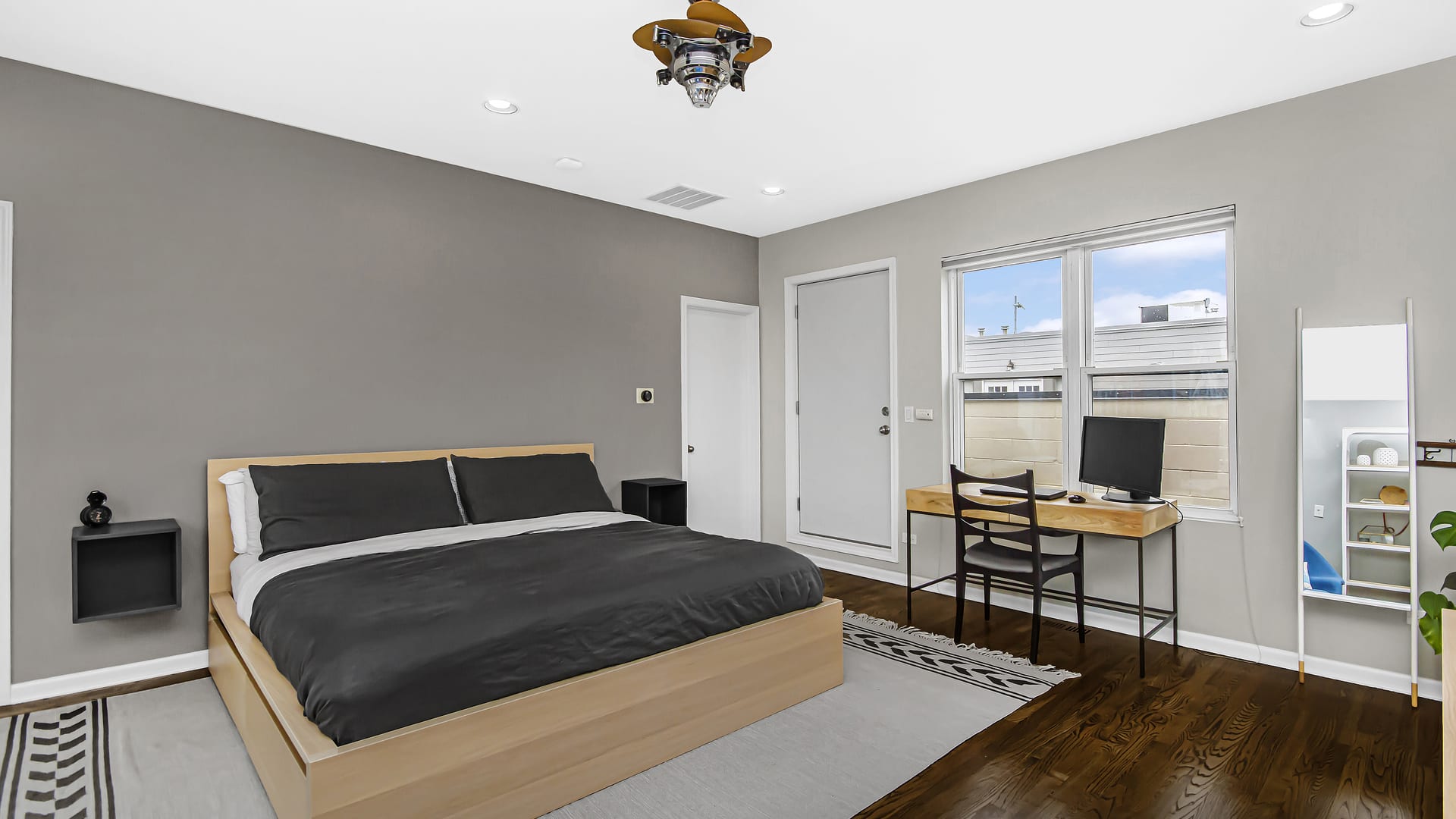 2310 W Bloomingdale Ave Unit C