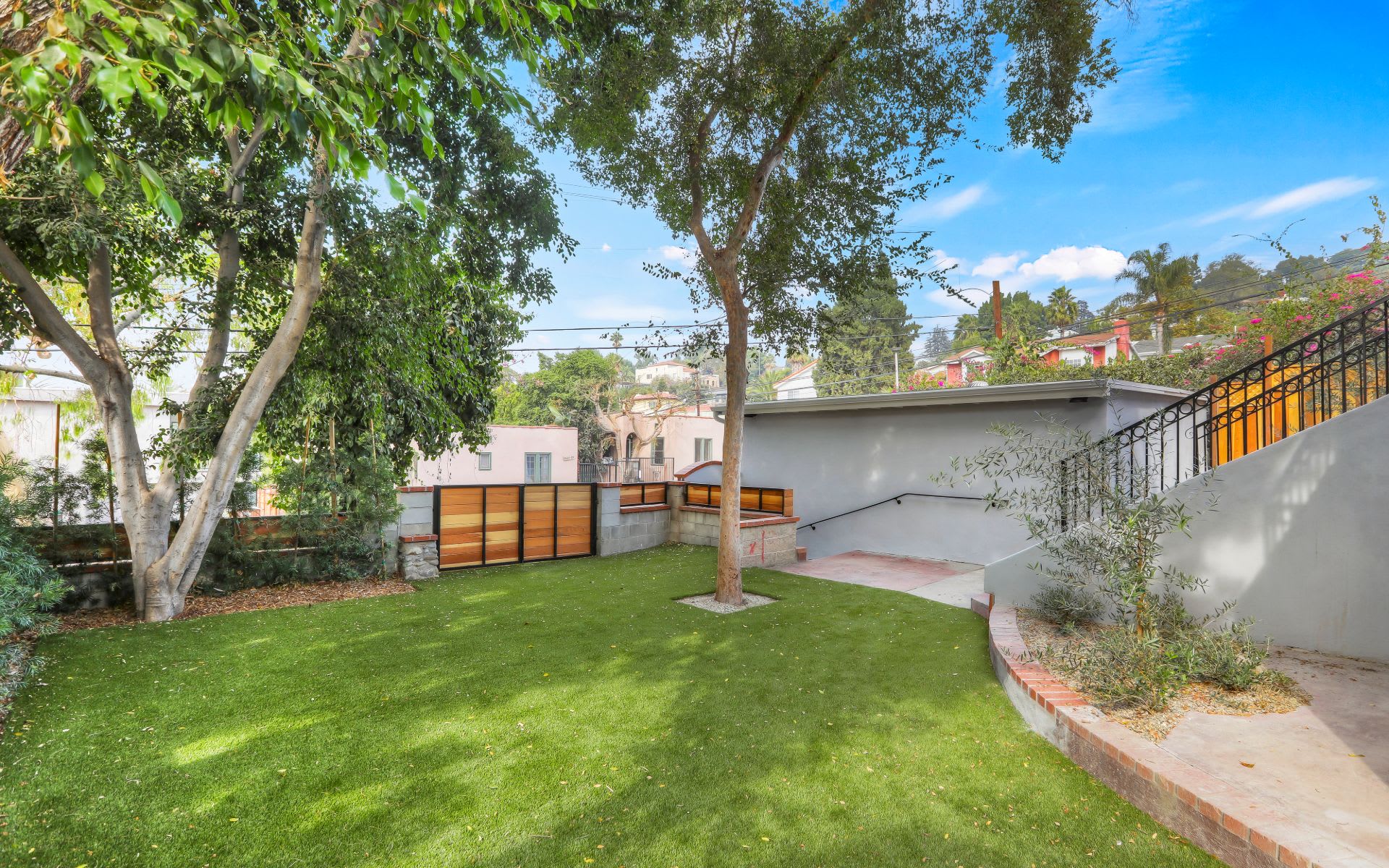  1658 Golden Gate Ave