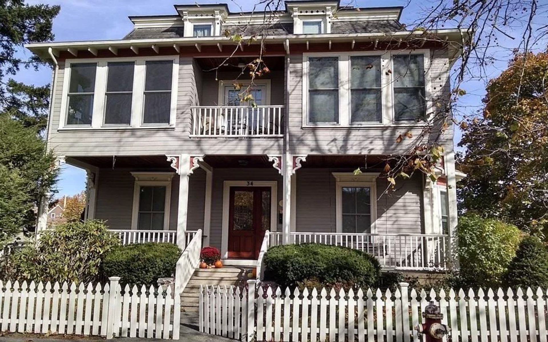 34 Phillips Street