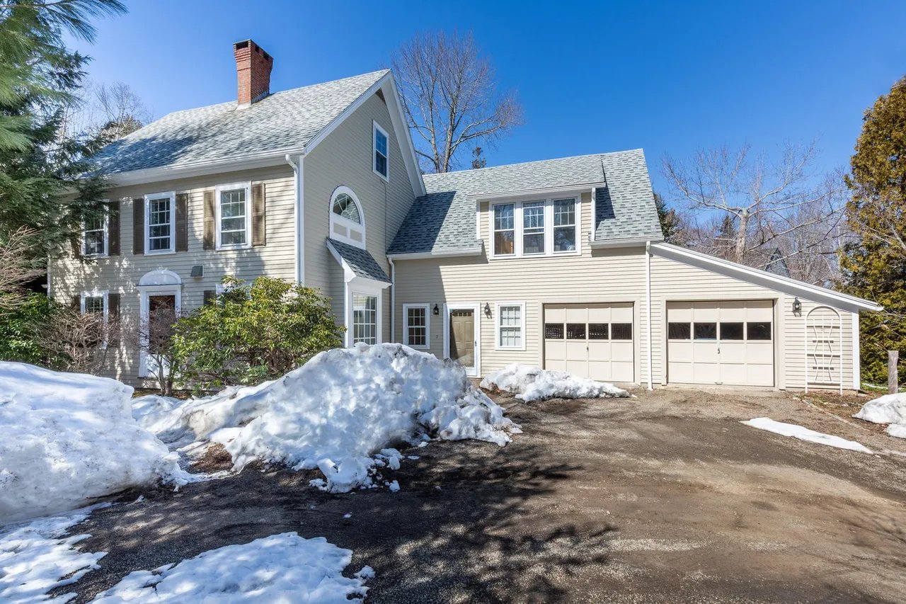 New Listing! 129 Chestnut Street, Camden, Maine – $1,690,000