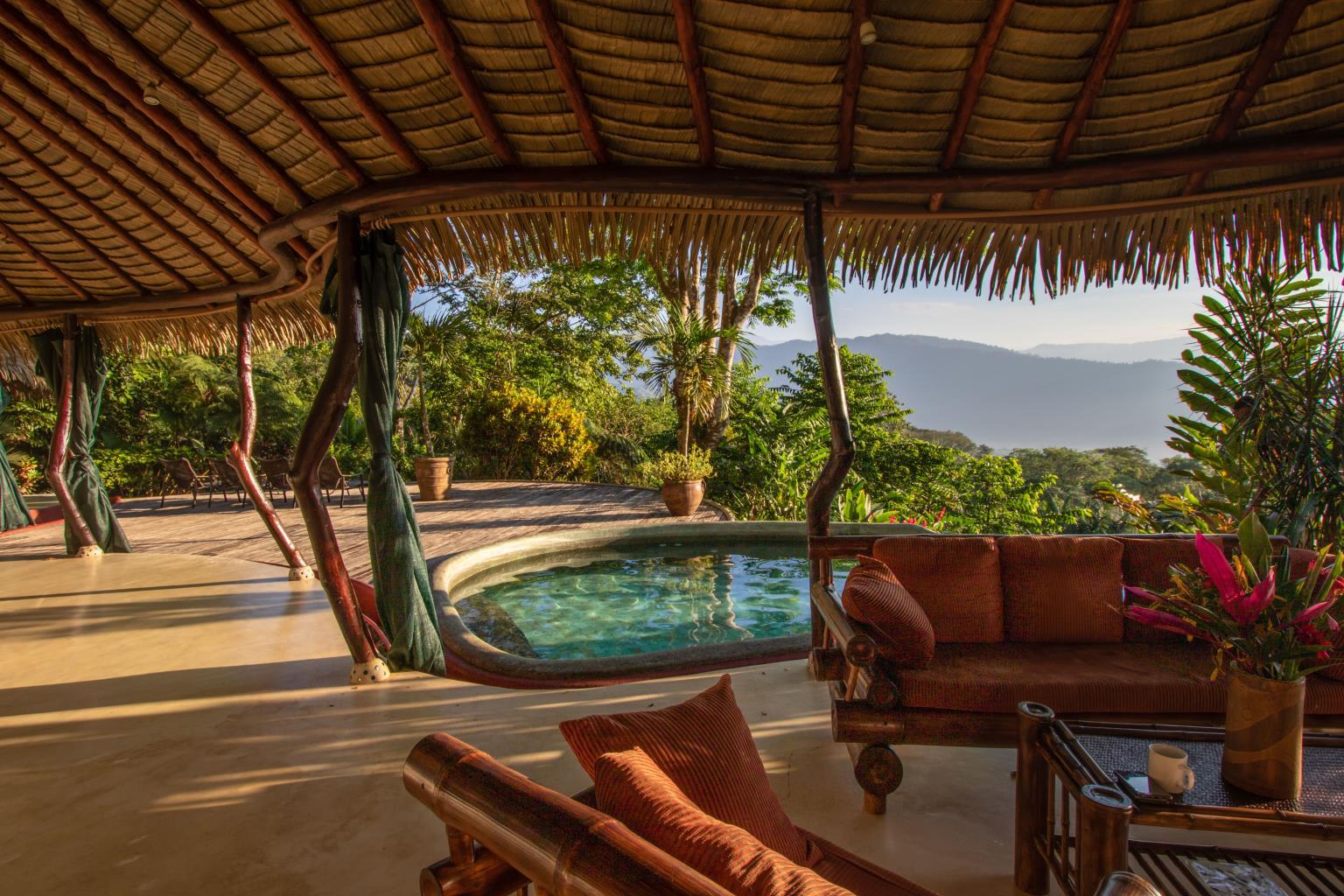 San Andres Luxurious Natural Off-Grid  Eco-Friendly Sustainable Home/Resort