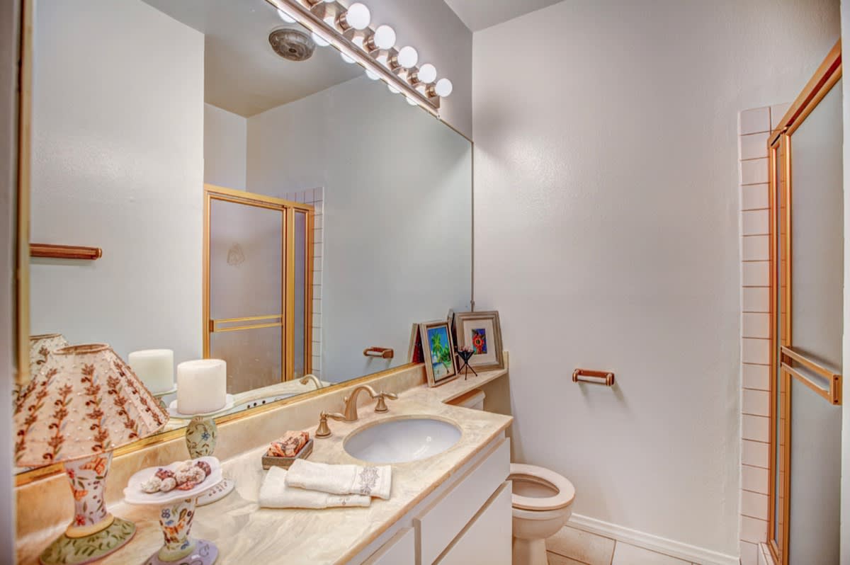 13214 Moorpark St 108 Sherman Oaks, CA