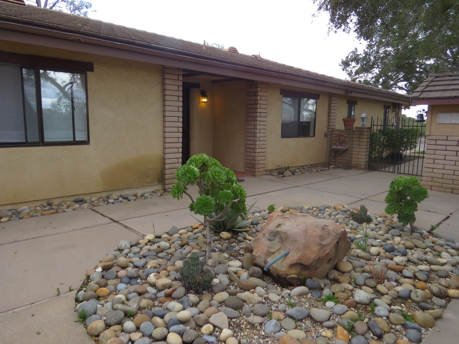 4025 W Oak Trail Rd