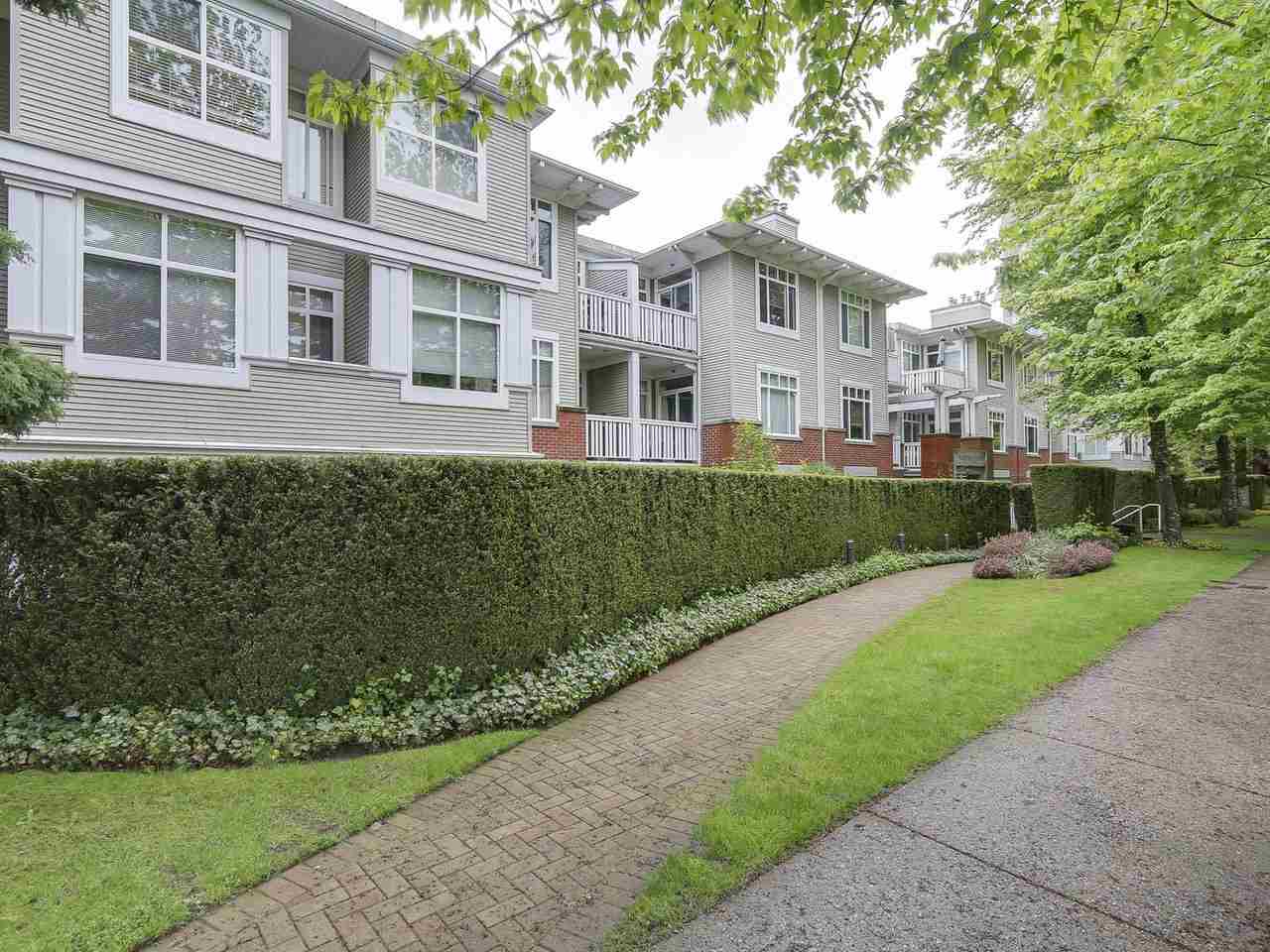 207-1675 W 10th Ave