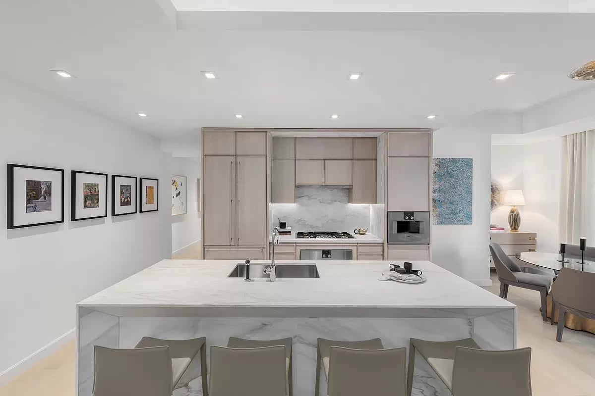 138 East 50th Street #11A