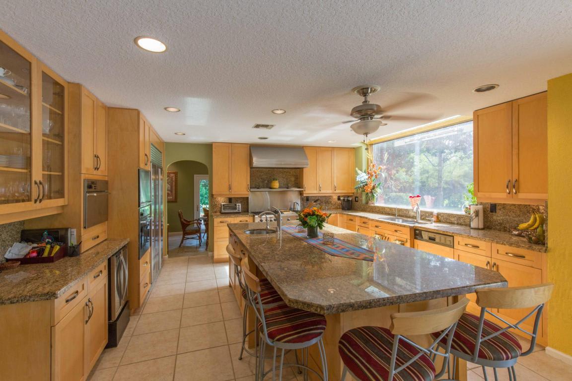 92 Squire Dr