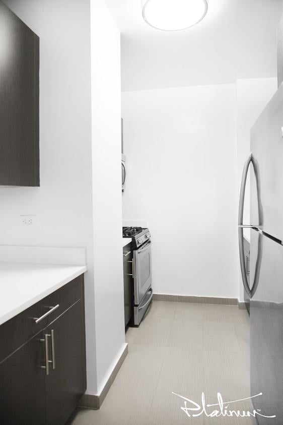 116 John Street, Apt 1601