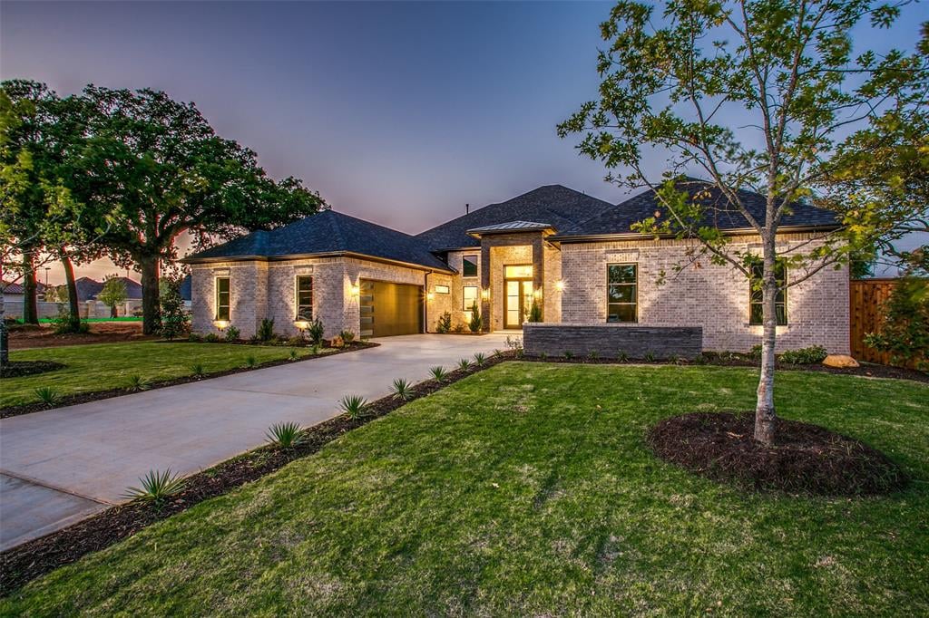 54 Meadowbrook Ln