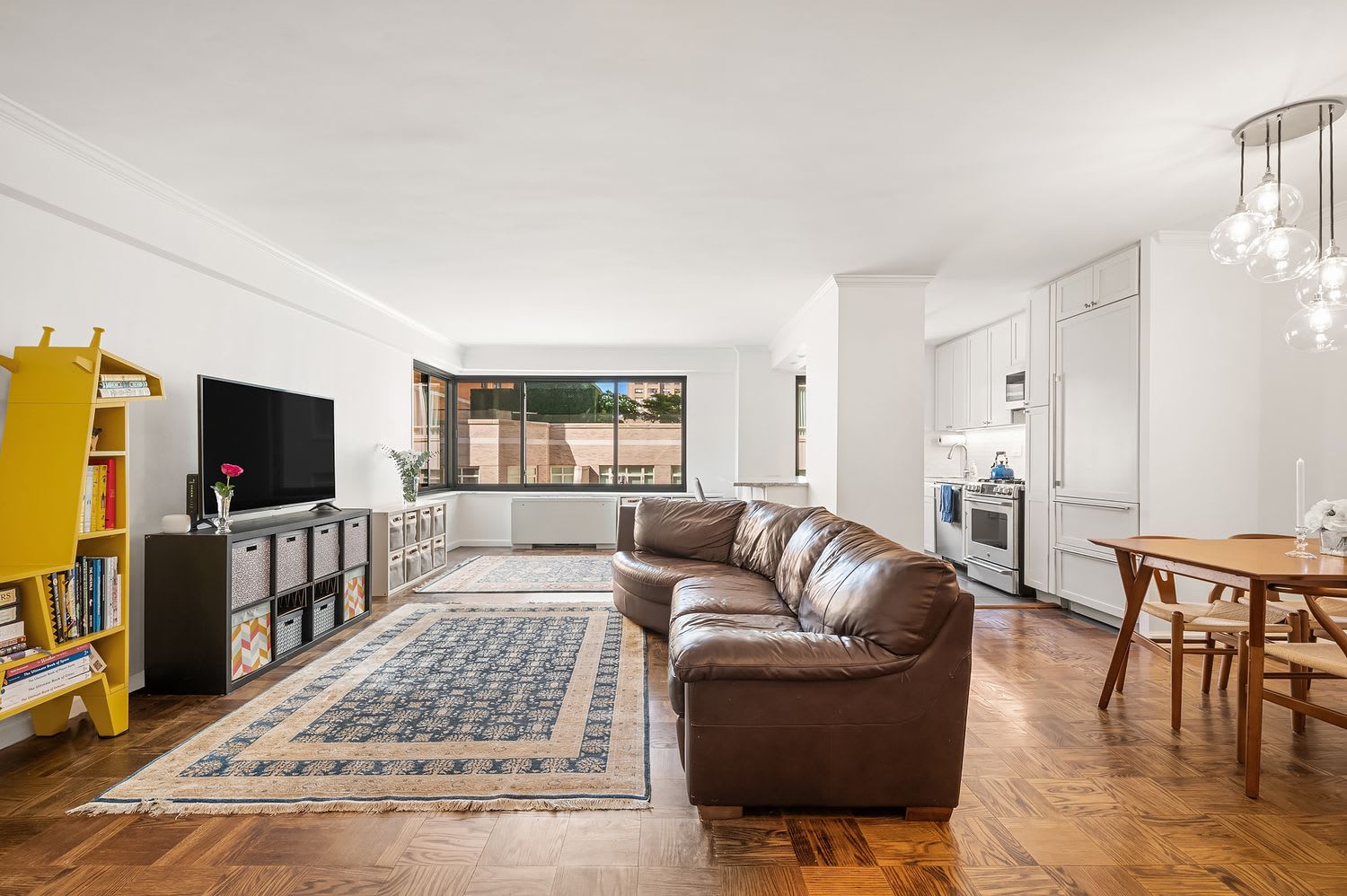 10 East End Ave, #9F