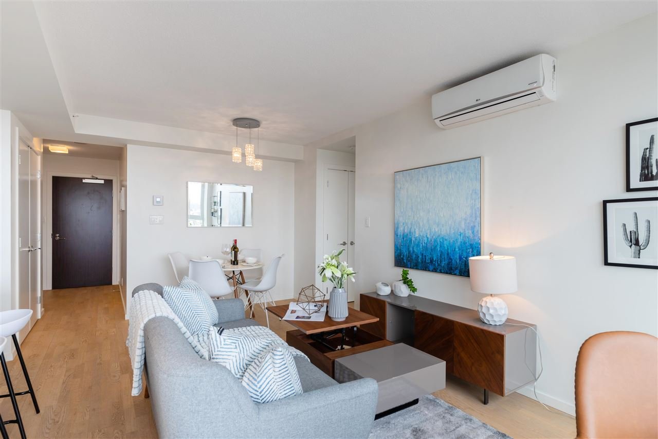 711-7788 Ackroyd Rd