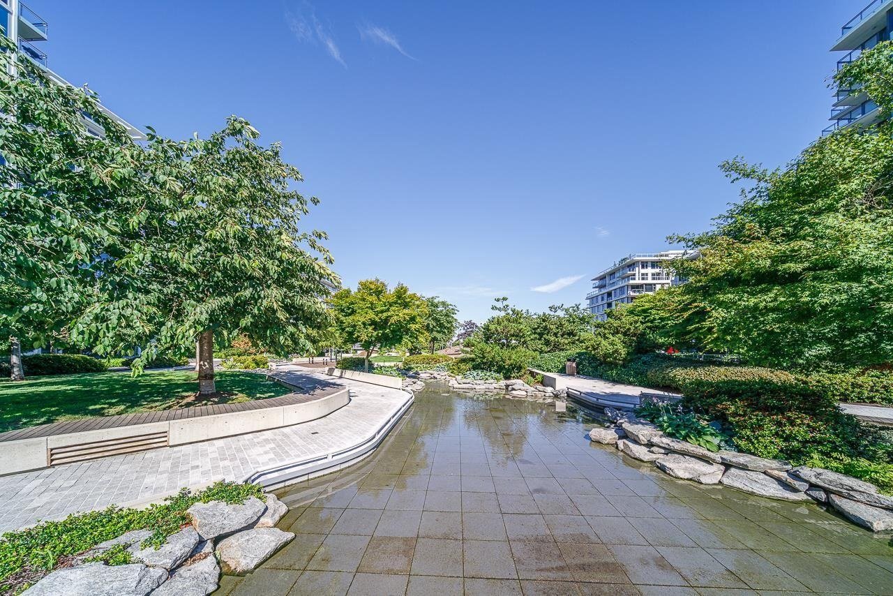 1102-3300 Ketcheson Rd