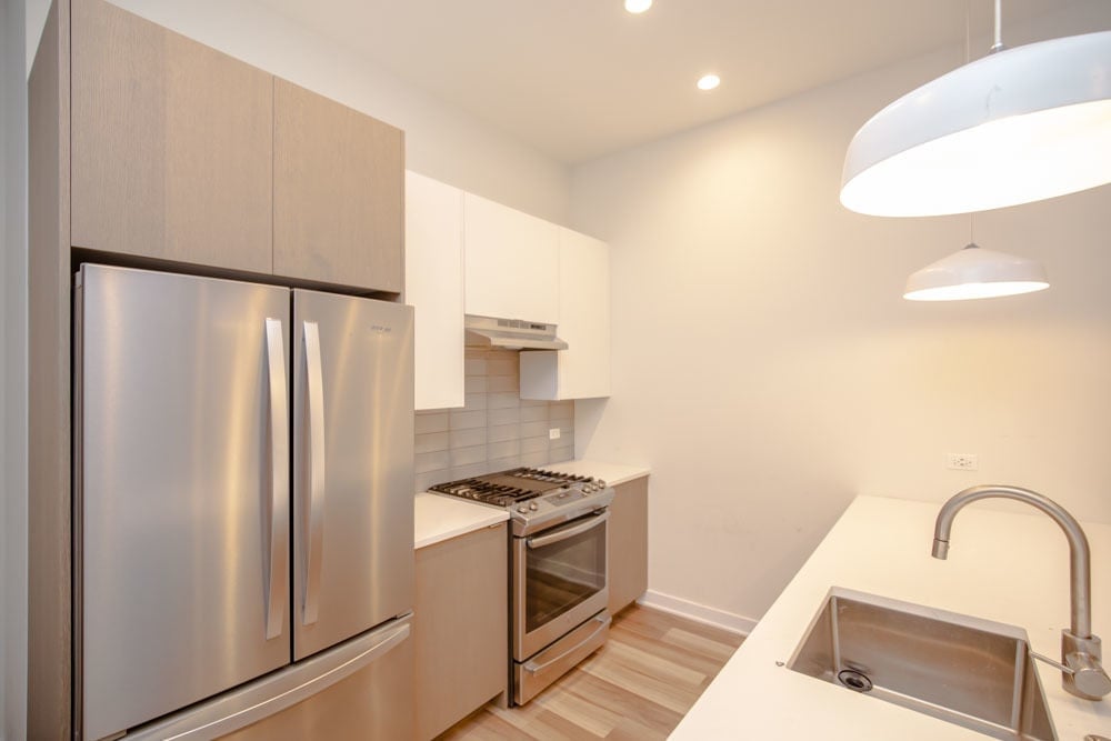 1553 N Wells St (No. 404)