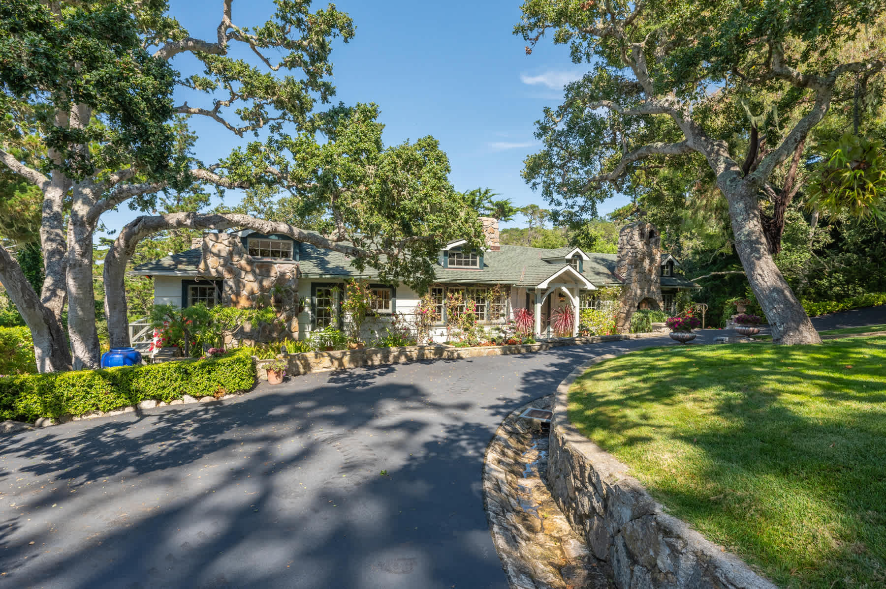 Charming Carmel Highlands Cottage - 125 Cypress Way