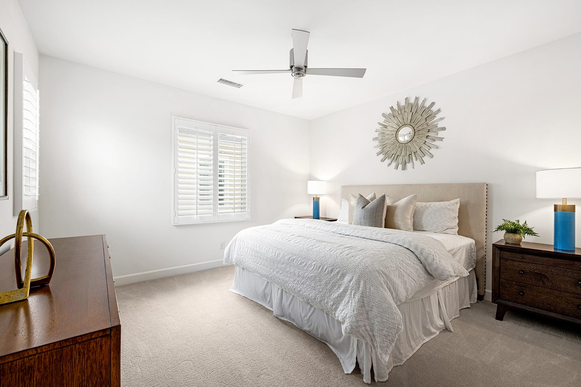 2773 Alamitos 