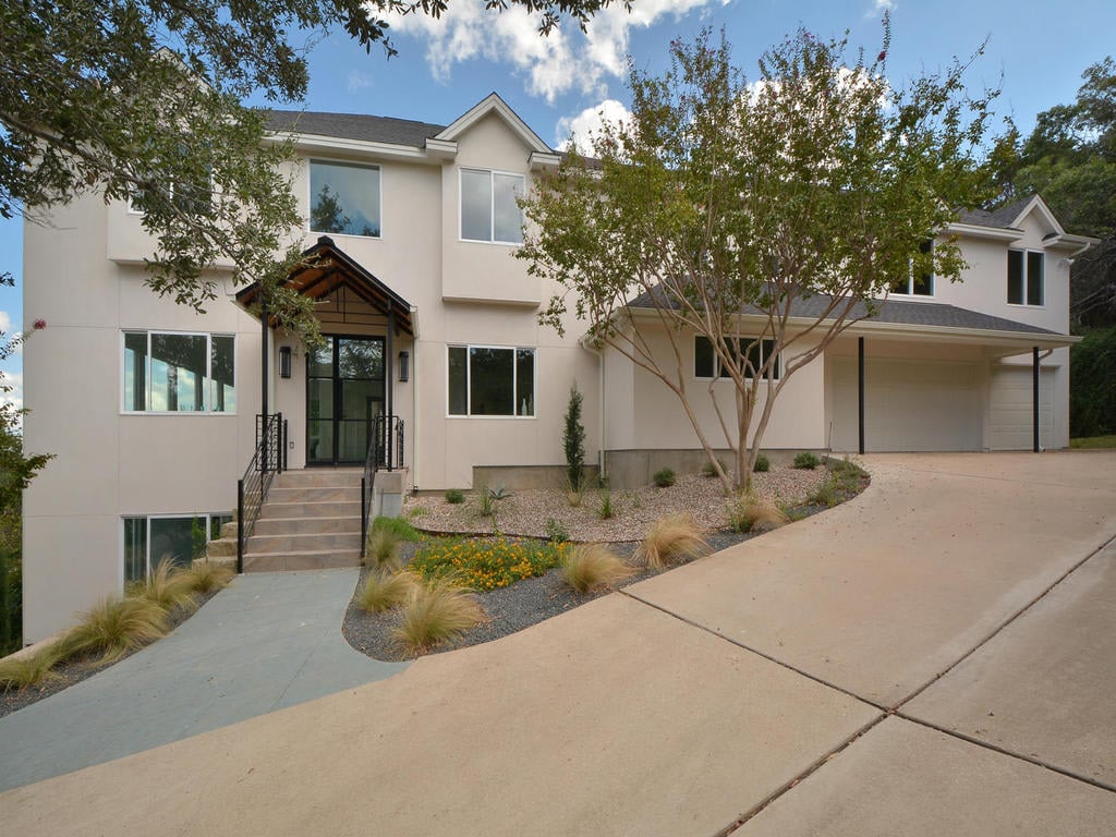 3203 Lamantilla Cove