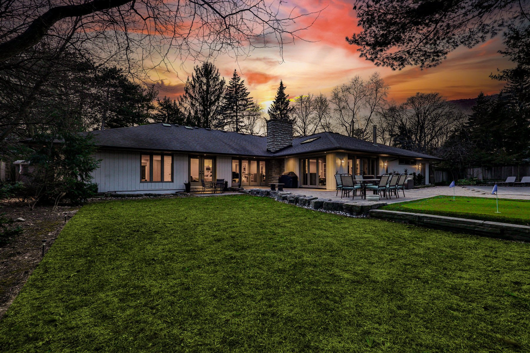 2100 Gatestone Avenue, Oakville