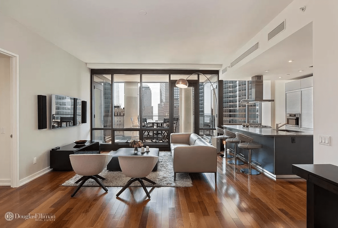 101 Warren St., #2740