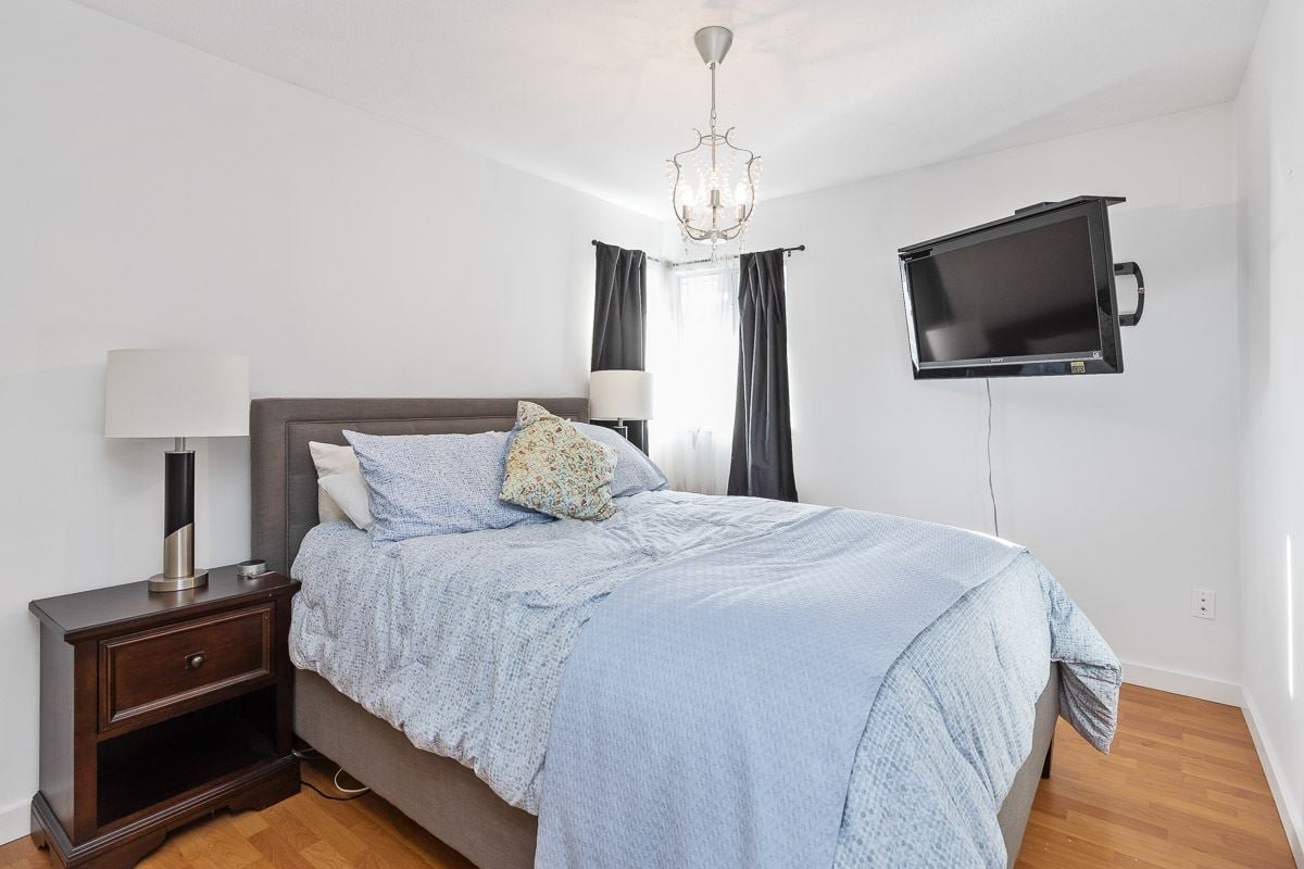 469 Cariboo Cres