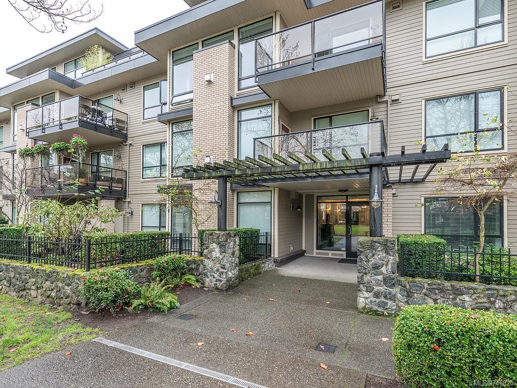 301-330 Waterfront Cres