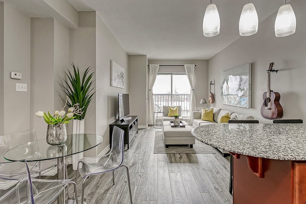 135 James St S. Unit 410