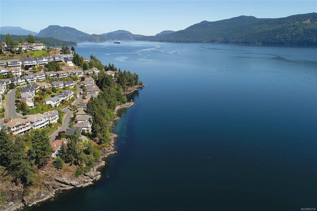 3595 Ocean View