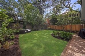 1021 St. Charles St, Victoria