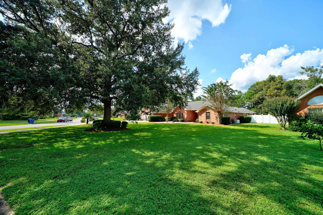 600 KRISTANNA Drive