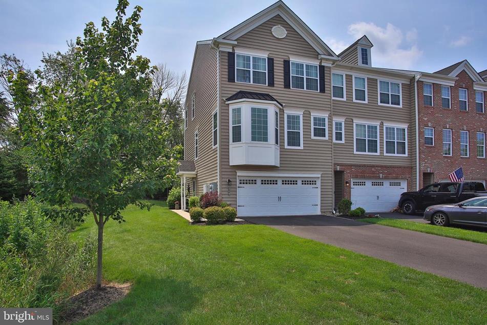 324 W Hamlin Ave
