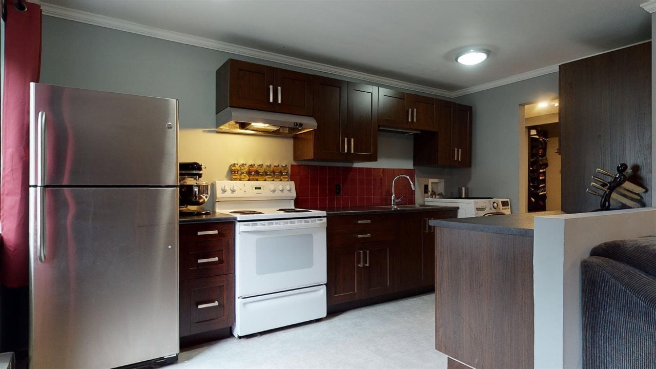 63-38183 Westway Ave