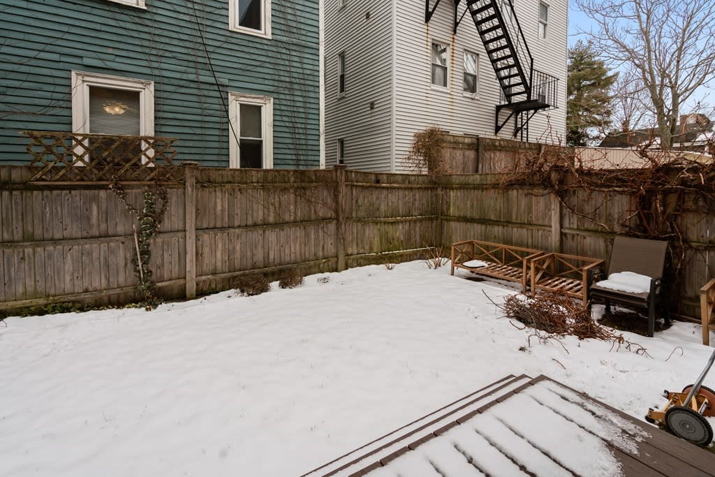 182 Elm St, Unit 1