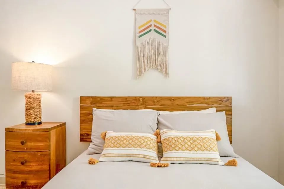 Casa Blanca: Luxury Oceanview 4 Bedroom Uvita Home