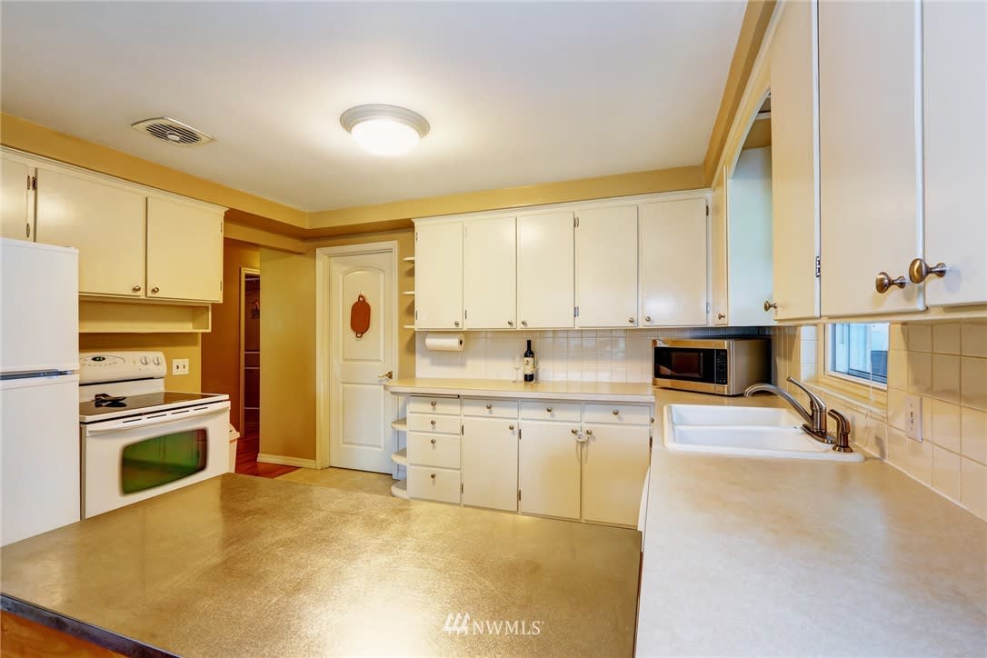 21719 84th Ave W